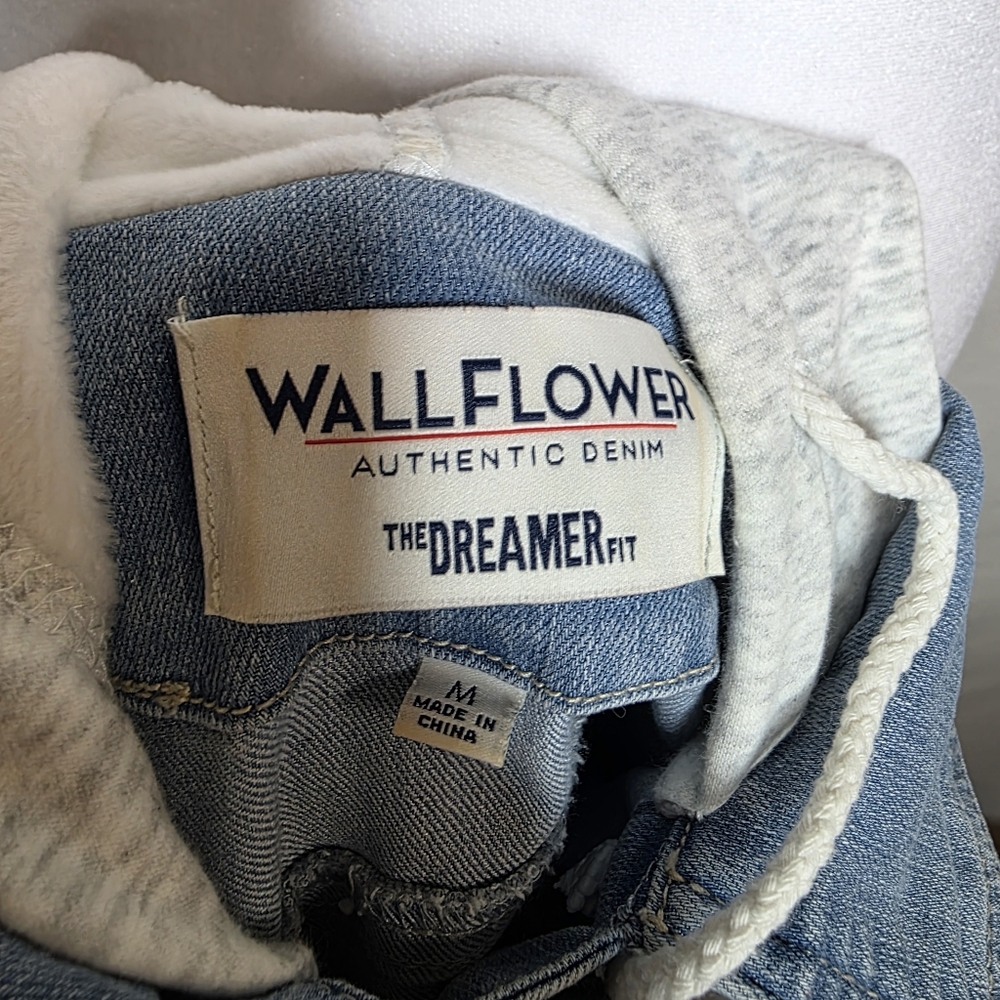 Wallflower Juniors' The Dreamer Fit Knit-Sleeve Hooded Jean Jacket Size Medium - Picture 8 of 8